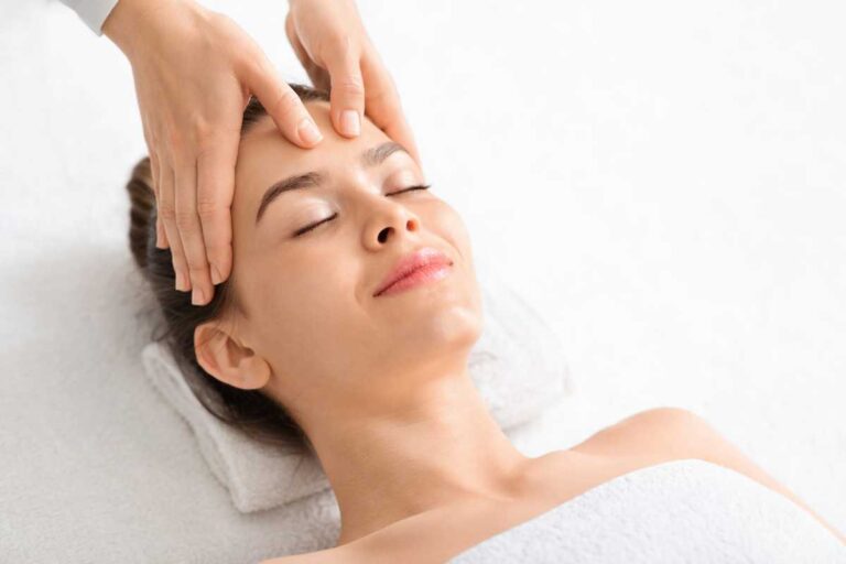 Massage Spa Panggilan Seminyak – Terapis Datang ke Lokasi Anda
